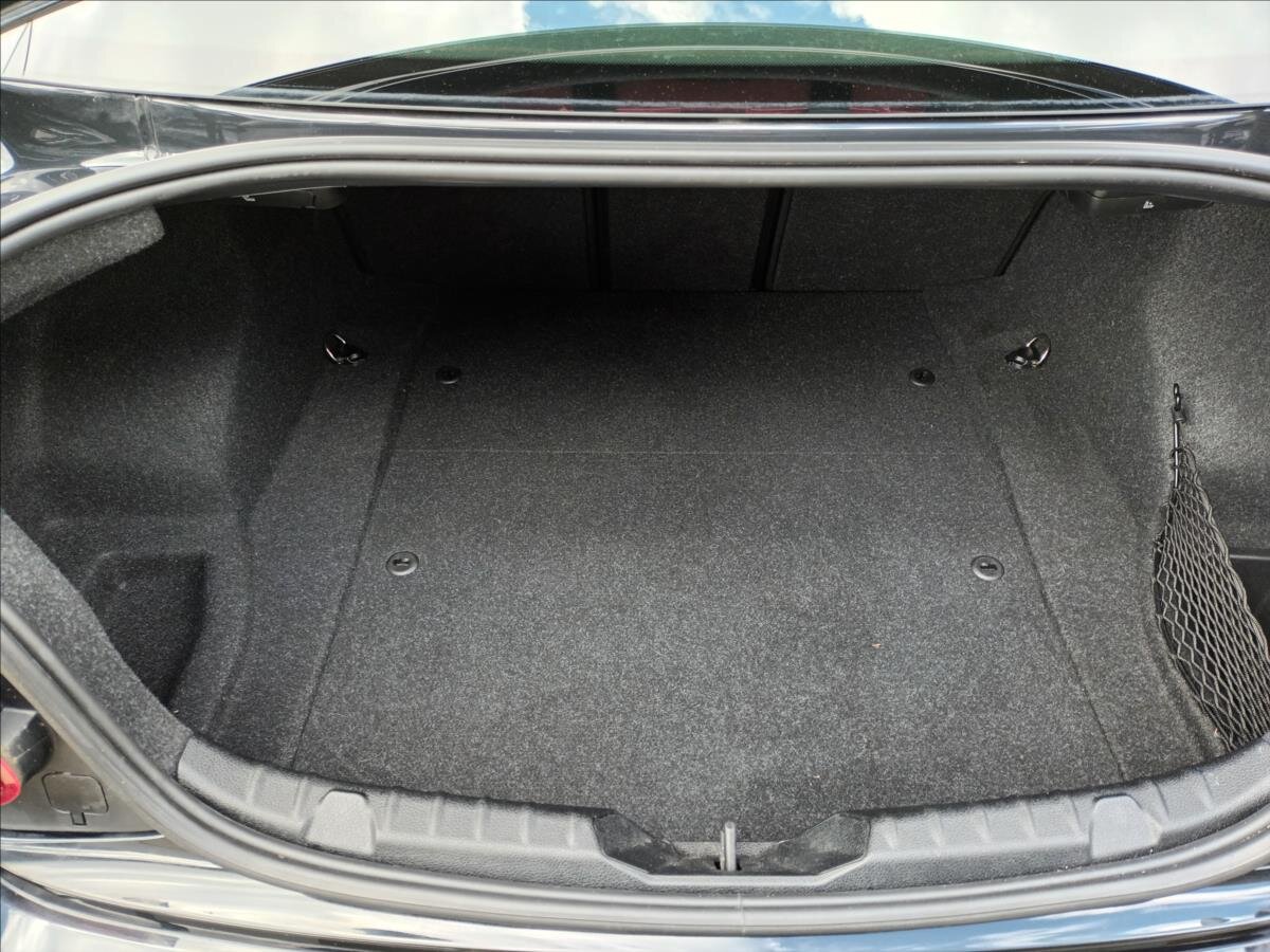 BMW M2 Kupé 3,0 l 302 kw