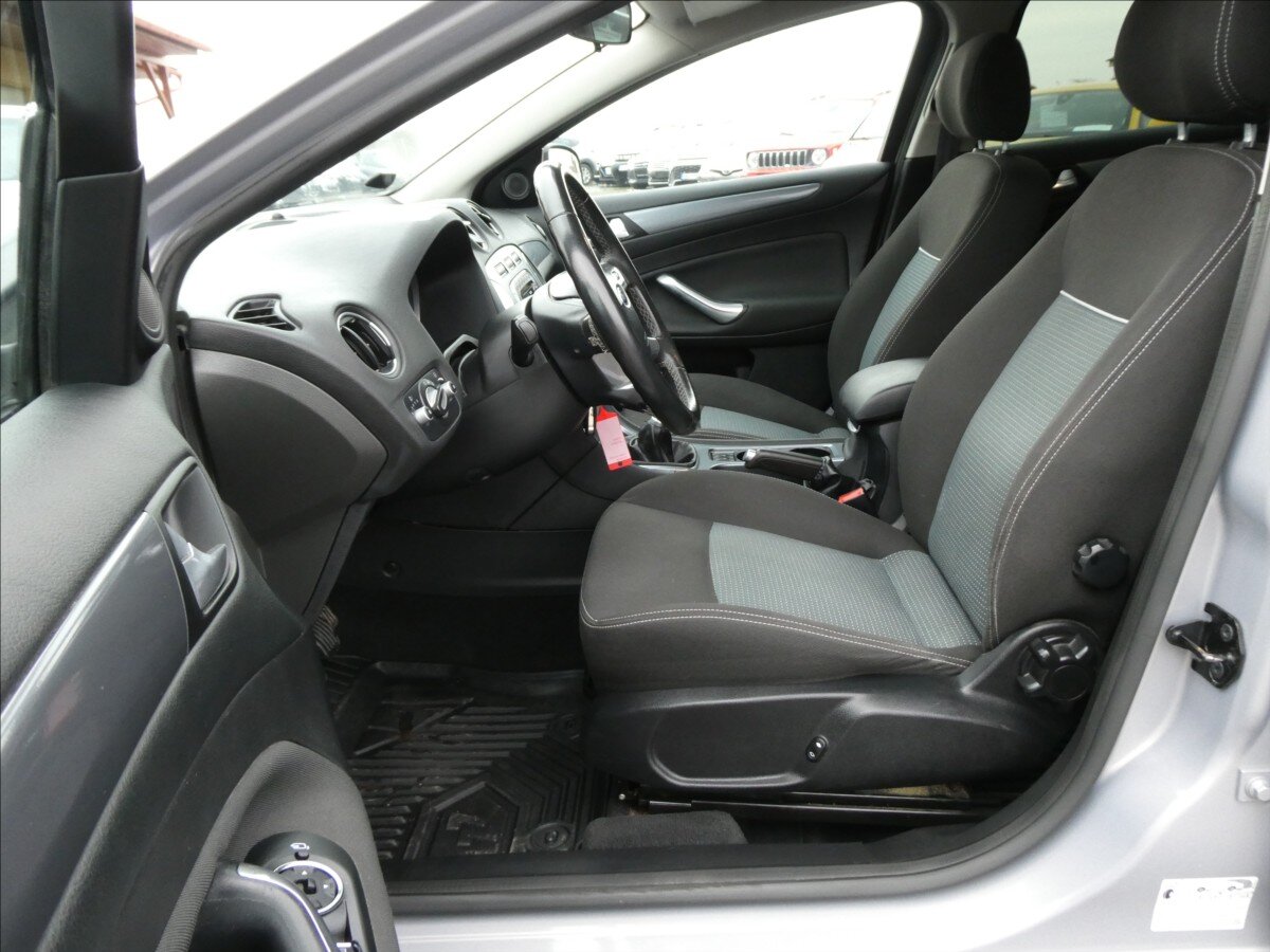 Ford Mondeo Kombi 1,6 l 85 kw