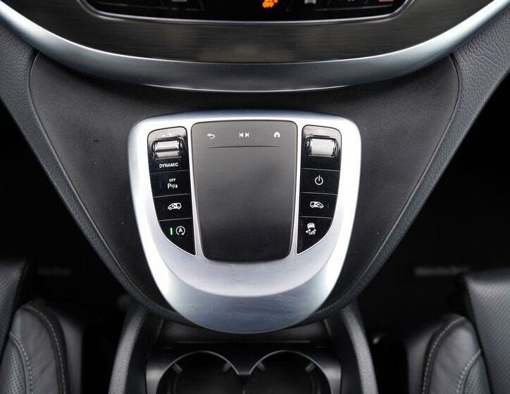 Mercedes-Benz Třídy V MPV 2,0 l 174 kw