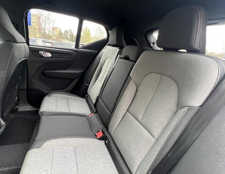 Volvo XC40 15