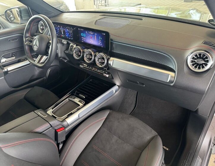 Mercedes-Benz EQB SUV / Terénní 0,0 215 kw