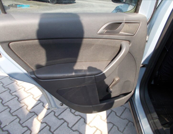 Škoda Yeti SUV / Terénní 1,2 l 77 kw