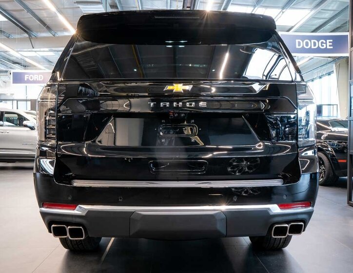 Chevrolet Tahoe SUV 6,2 l 313 kw