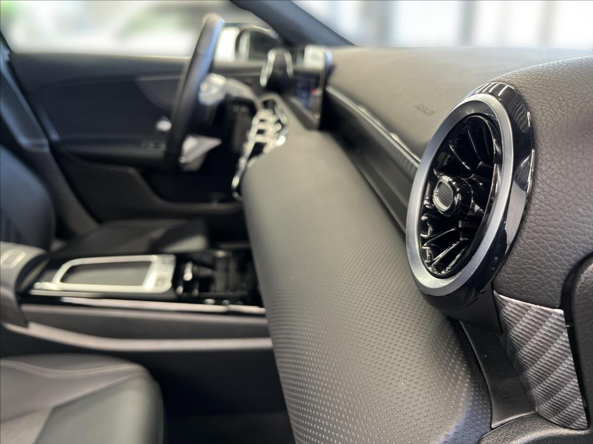 Mercedes-Benz Třídy A