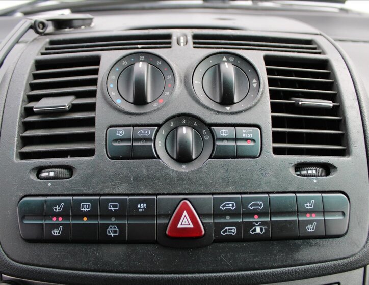 Mercedes-Benz Viano Kombi 2,1 l 110 kw