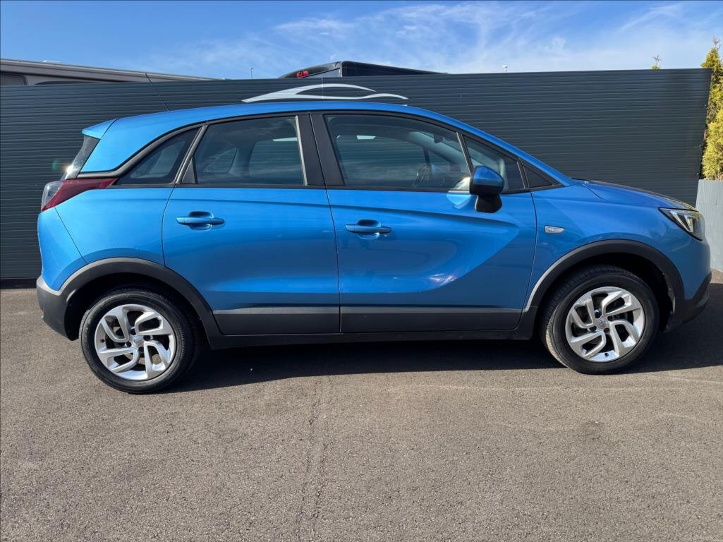 Opel Crossland SUV / Terénní 1,2 l 81 kw
