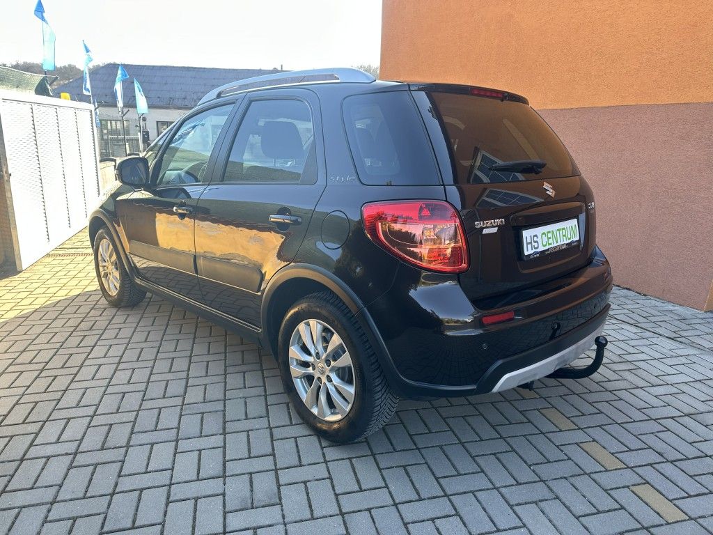 Suzuki SX4