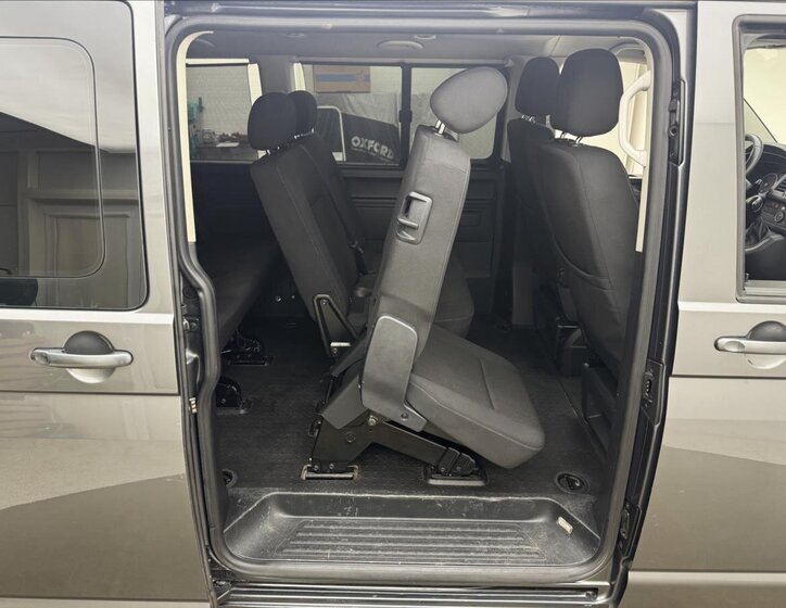 Volkswagen Caravelle Kombi 2,0 l 110 kw