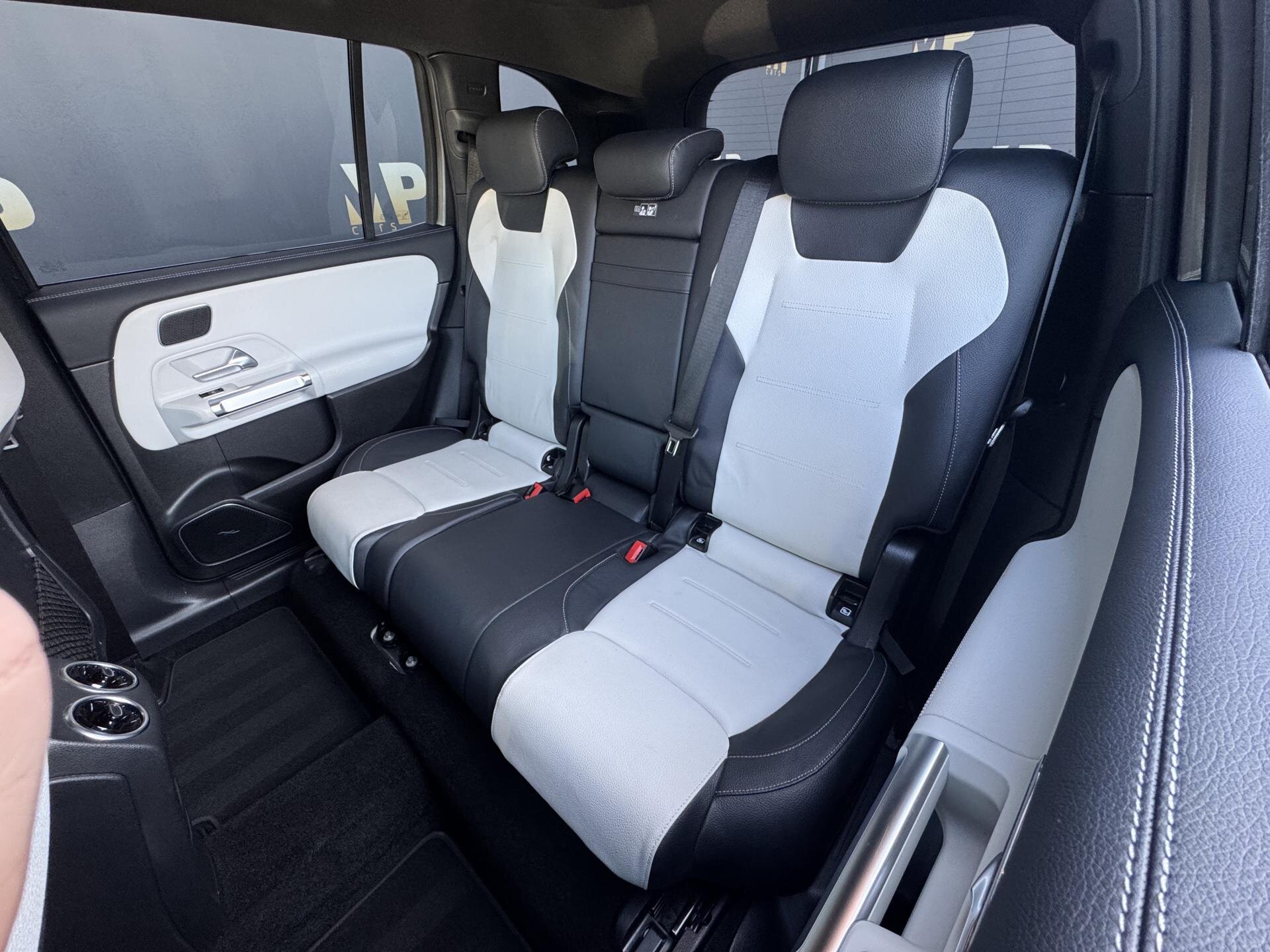 Mercedes-Benz GLB SUV / Terénní 2,0 l 110 kw