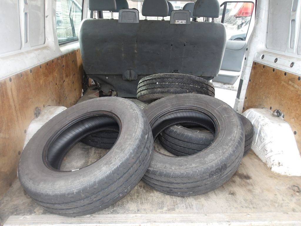 Ford Transit Skříň 2,4 l 103 kw