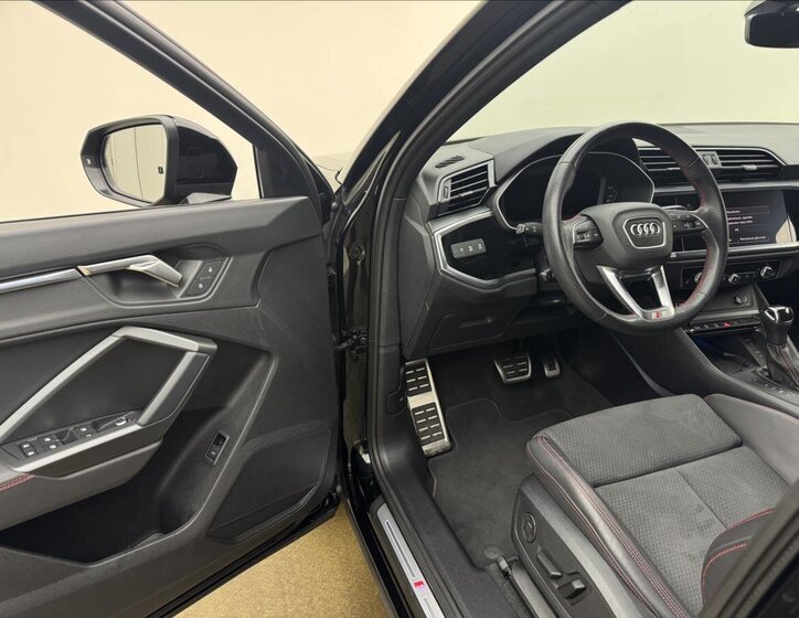 Audi Q3 SUV / Terénní 2,0 l 147 kw