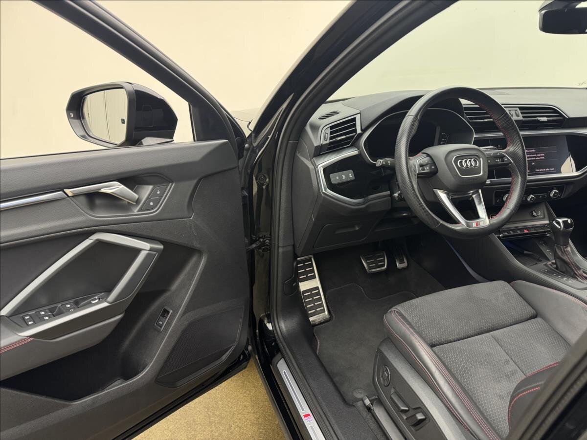 Audi Q3 SUV / Terénní 2,0 l 147 kw