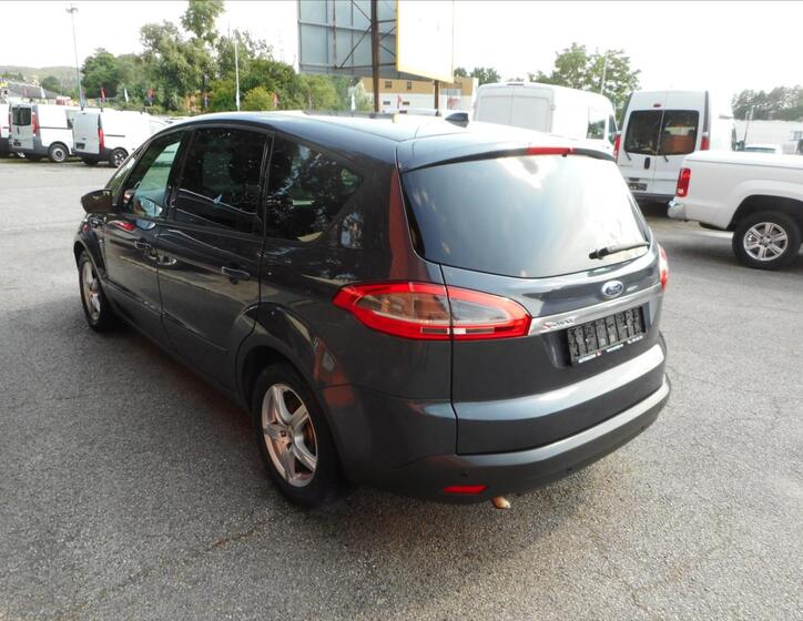 Ford S-MAX MPV 2,0 l 103 kw