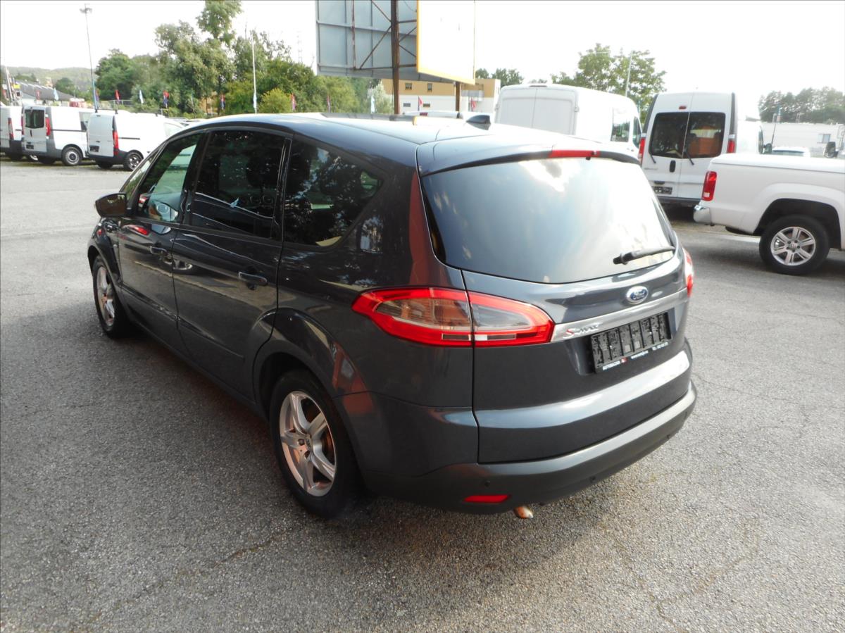 Ford S-MAX MPV 2,0 l 103 kw