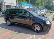 Volkswagen Touran 16