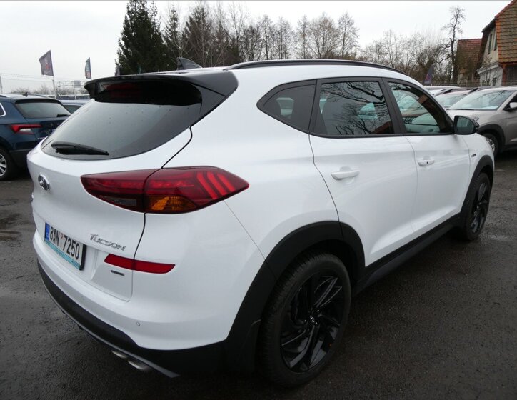 Hyundai Tucson SUV 1,6 l 100 kw