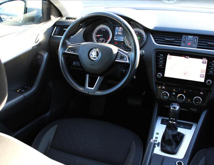 Škoda Octavia 15