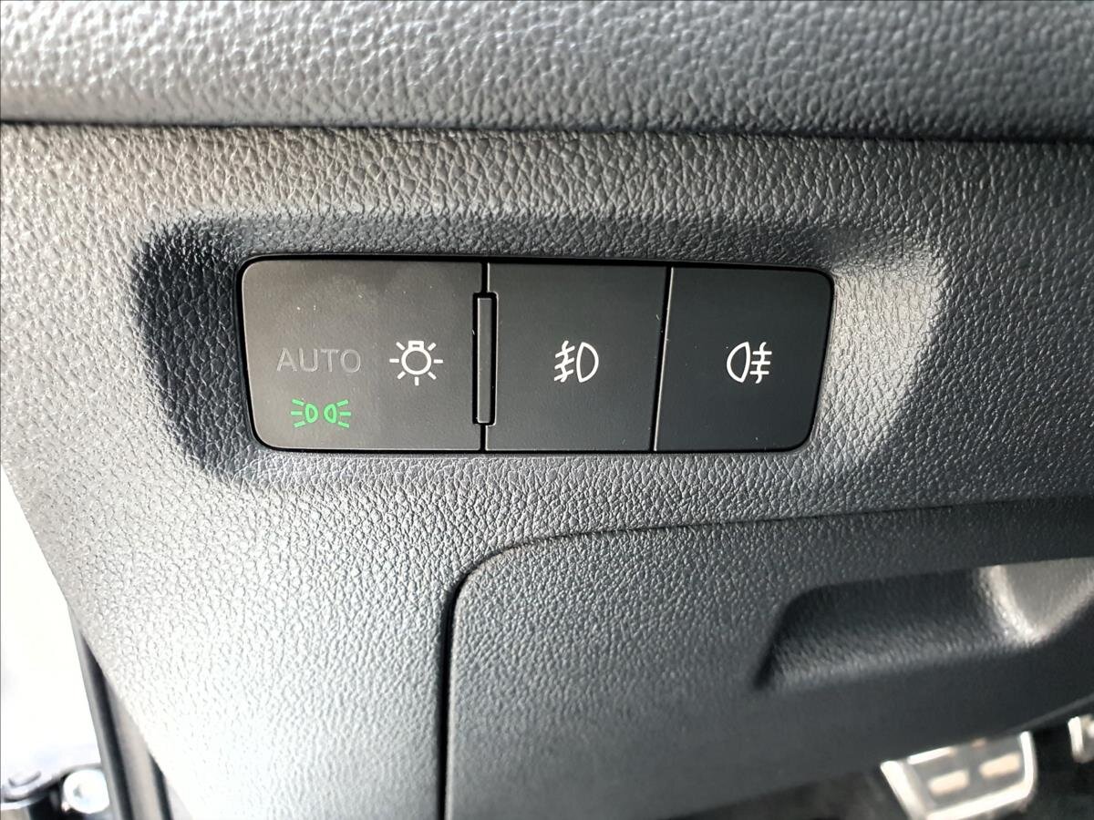 Škoda Octavia Kombi 1,4 l 150 kw