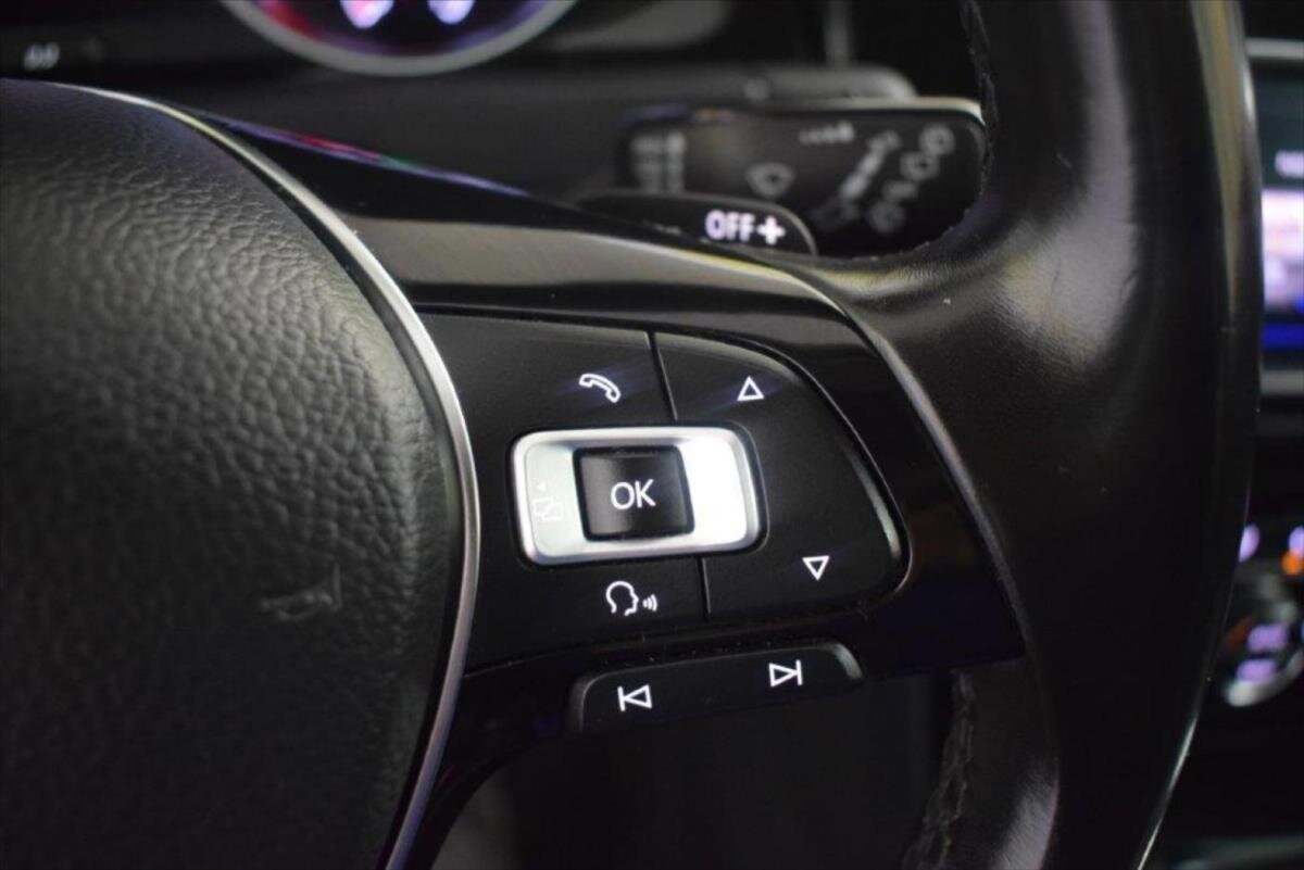 Volkswagen Golf Kombi 2,0 l 110 kw