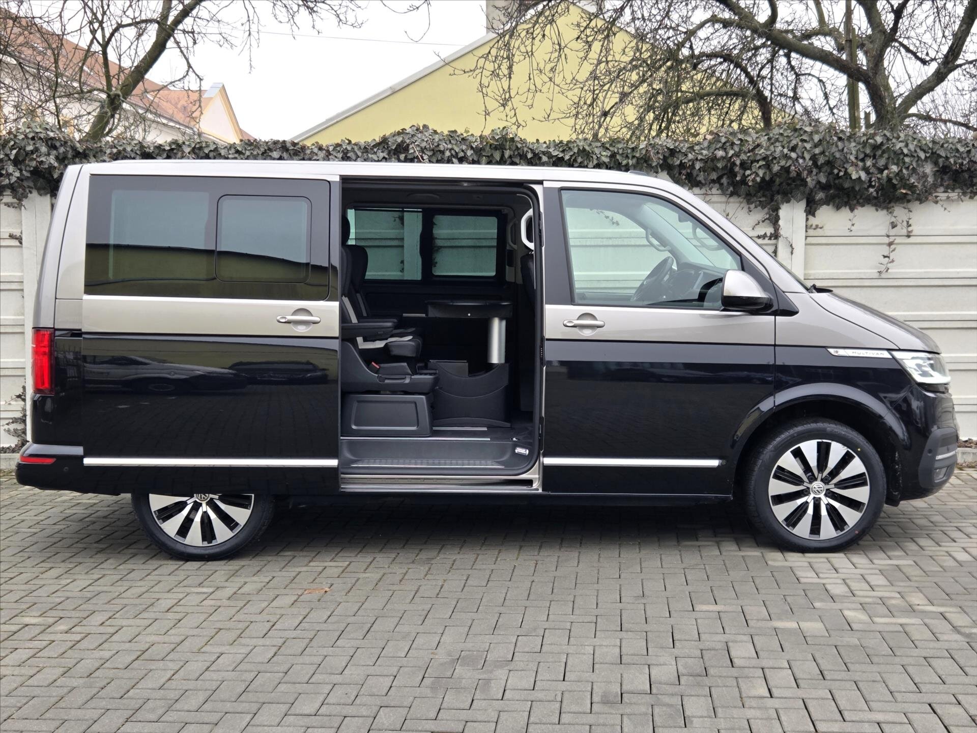Volkswagen Multivan MPV 2,0 l 146 kw