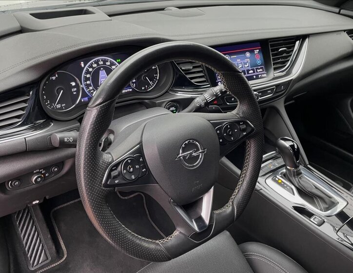 Opel Insignia Kombi 1,5 l 121 kw