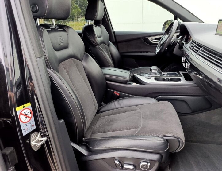 Audi Q7 SUV / Terénní 3,0 l 210 kw