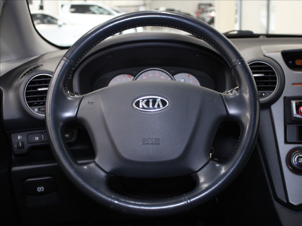 KIA Carens MPV 2,0 l 103 kw