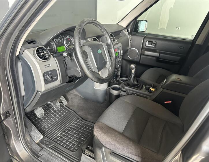 Land Rover Discovery 13