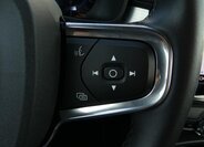 Volvo XC40 SUV / Terénní 2,0 l 120 kw