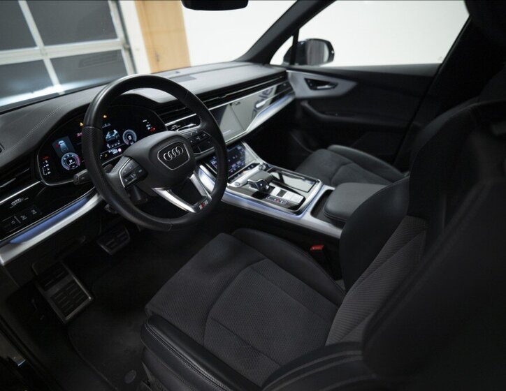 Audi Q7 SUV / Terénní 3,0 l 210 kw