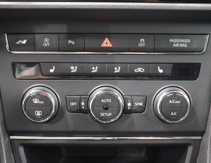 Seat Leon Hatchback 2,0 l 195 kw