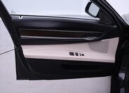 BMW Řada 7 11