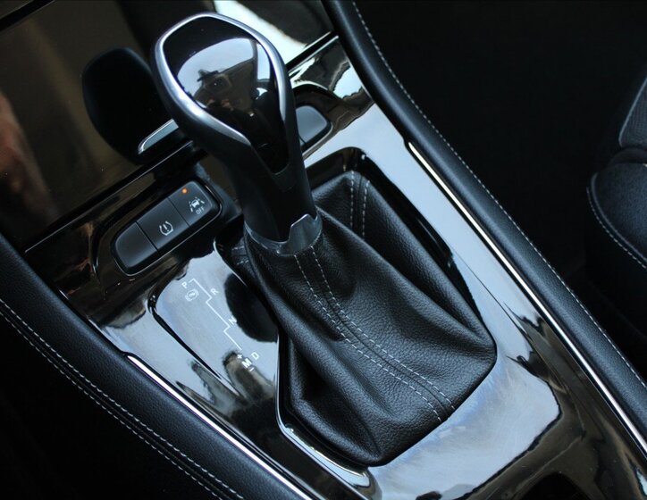 Opel Grandland X SUV / Terénní 1,5 l 96 kw