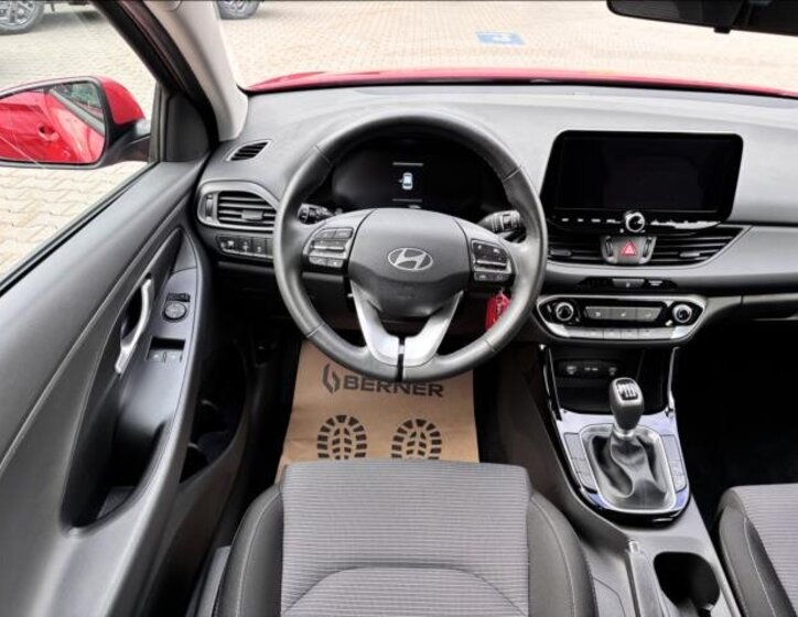 Hyundai i30 Kombi 1,5 l 70 kw