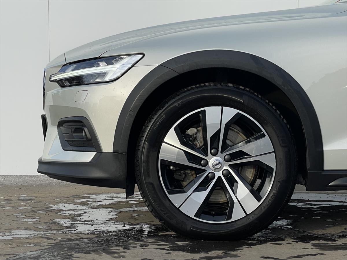 Volvo V60 Kombi 2,0 l 184 kw