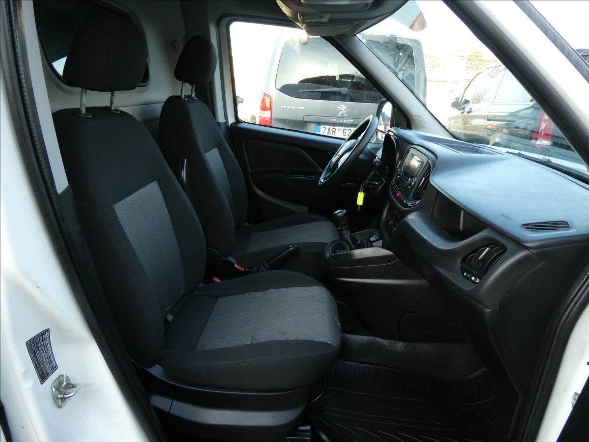 Fiat Dobló cargo Pick-up 1,4 l 88 kw