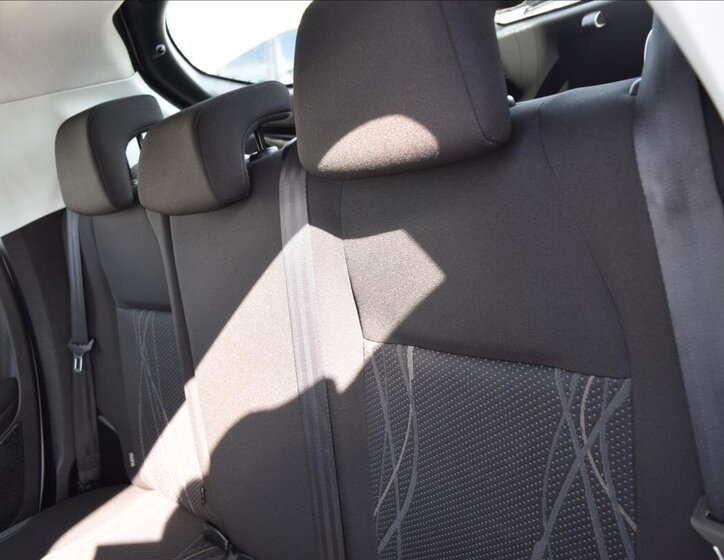 Peugeot 208 Hatchback 1,4 l 50 kw