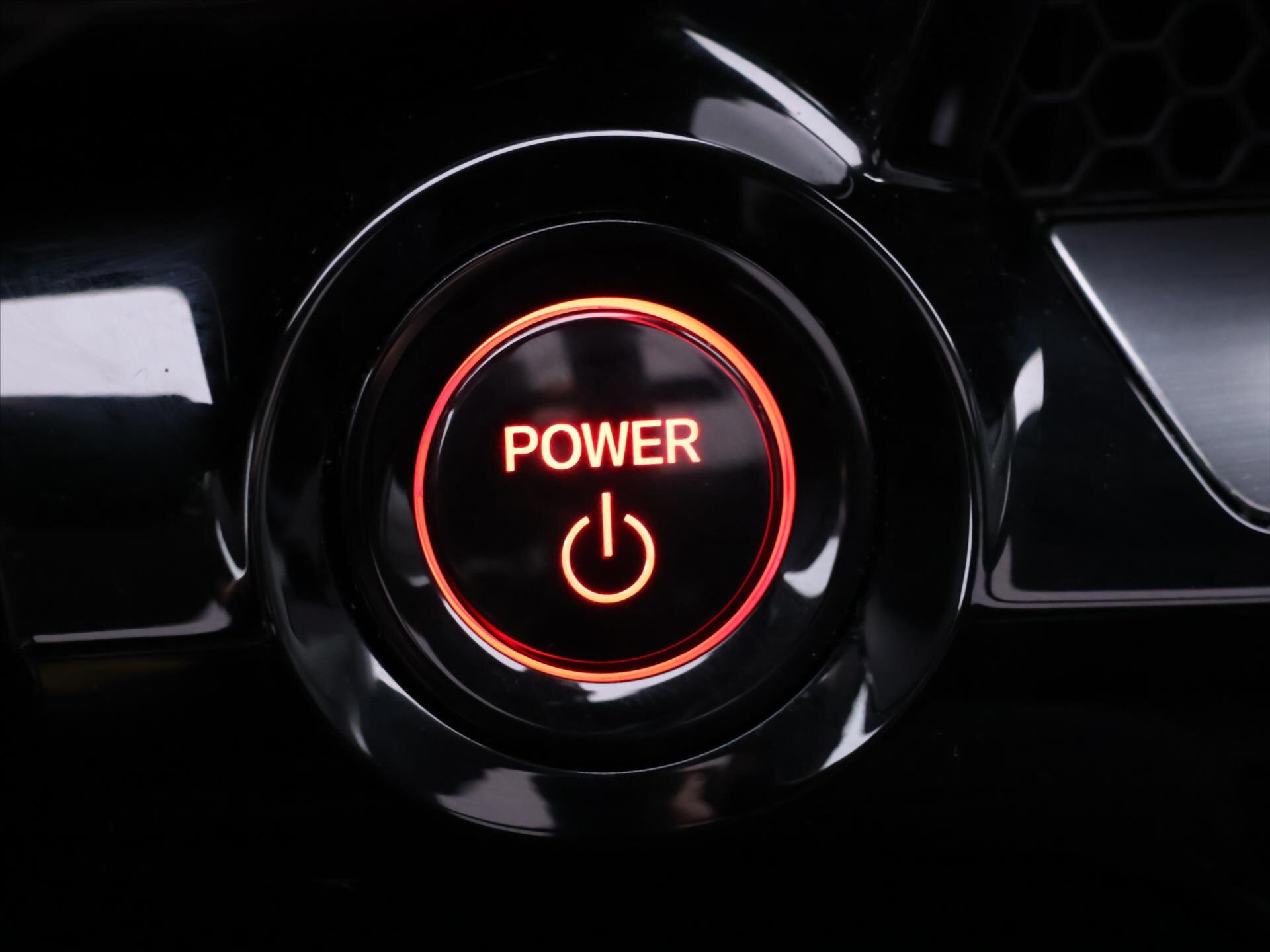 Honda CR-V SUV / Terénní 2,0 l 109 kw