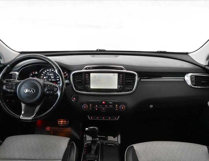 KIA Sorento 11
