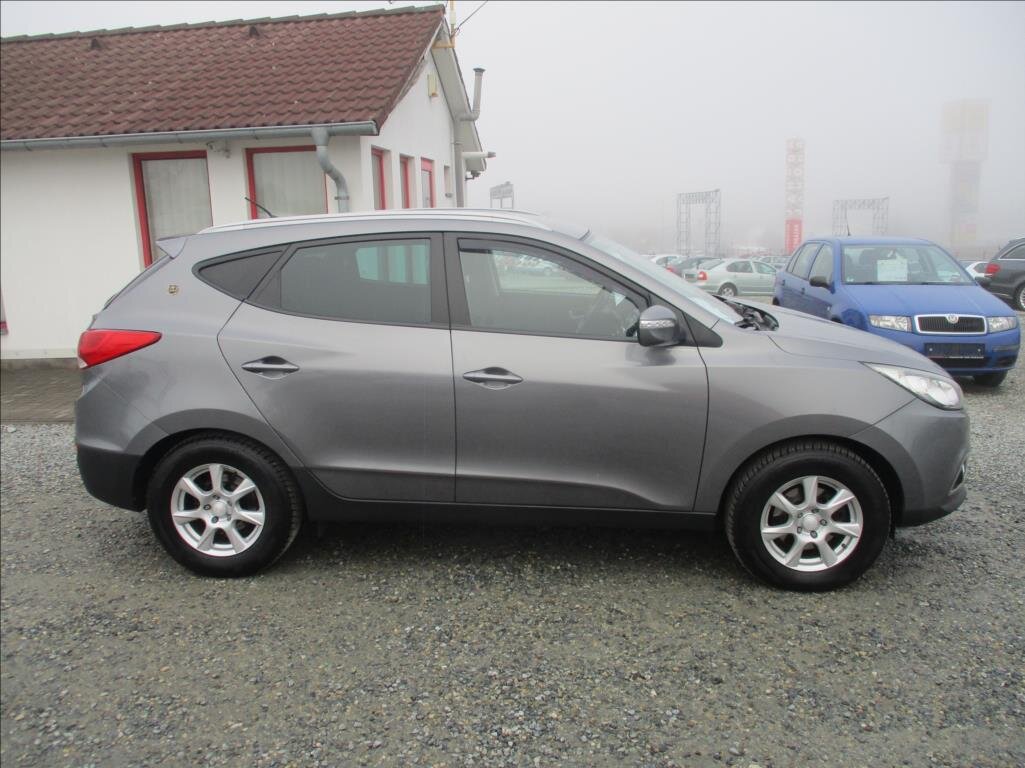 Hyundai ix35 SUV 2,0 l 100 kw