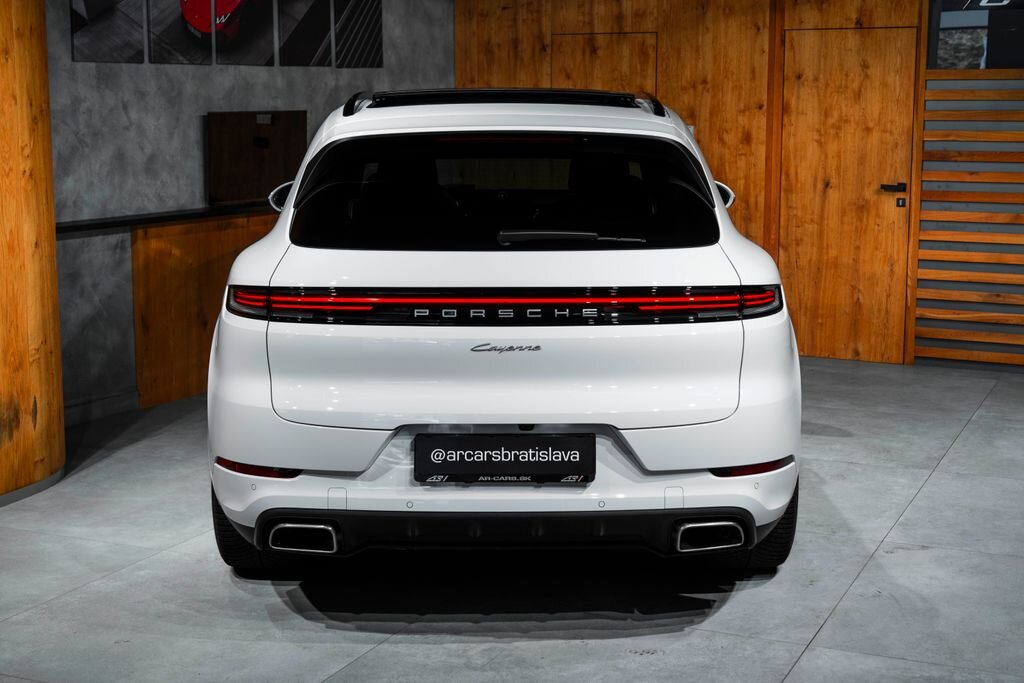 Porsche Cayenne SUV 3,0 l 260 kw