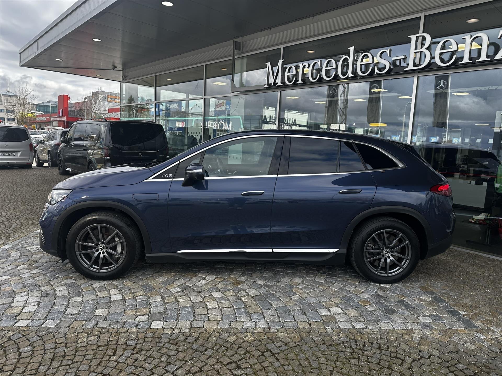 Mercedes-Benz EQE SUV / Terénní 0,0 300 kw