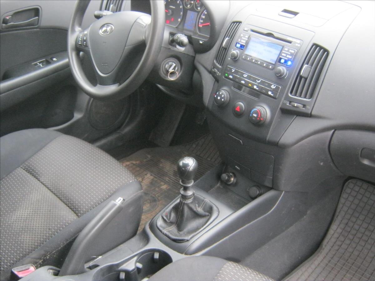 Hyundai i30 Kombi 1,6 l 92 kw