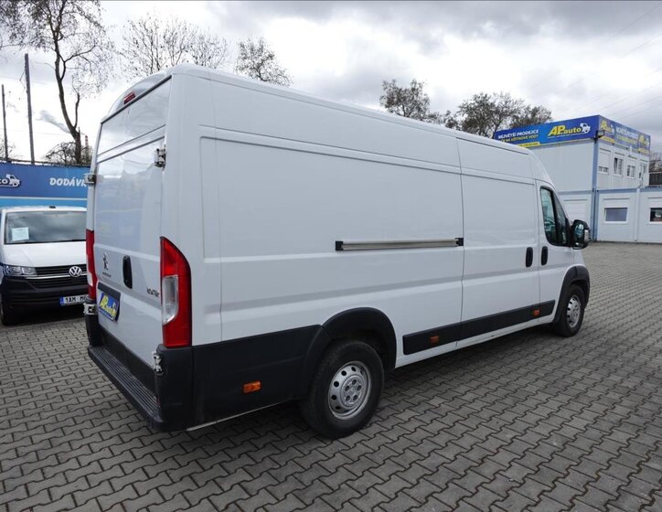 Peugeot Boxer Ostatní 2,2 l 121 kw