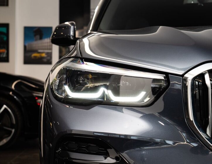 BMW X5 SUV / Terénní 3,0 l 250 kw