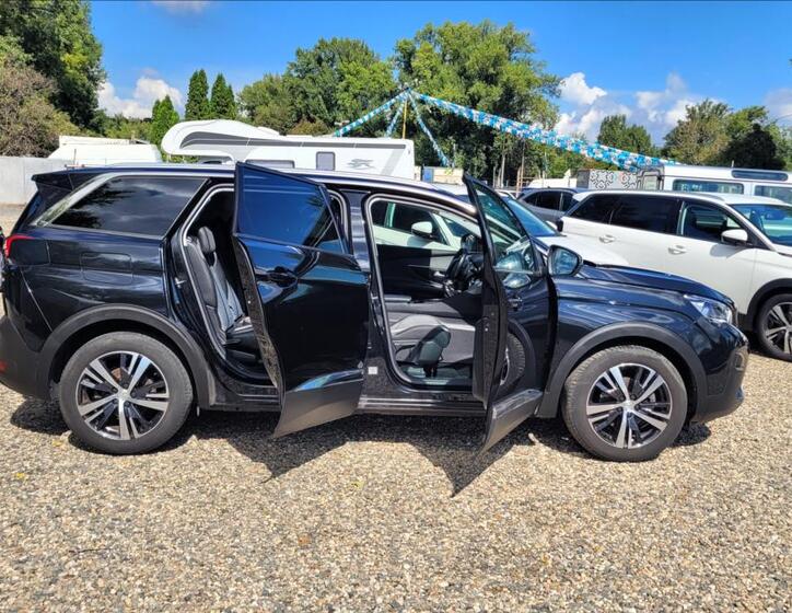 Peugeot 5008 18