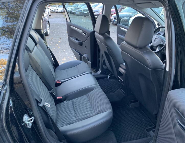 Mercedes-Benz Třídy B 16