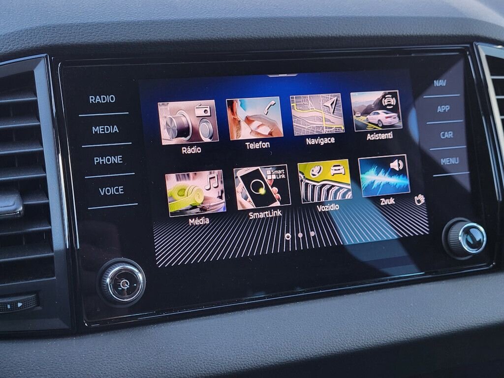 Škoda Karoq SUV / Terénní 1,5 l 110 kw