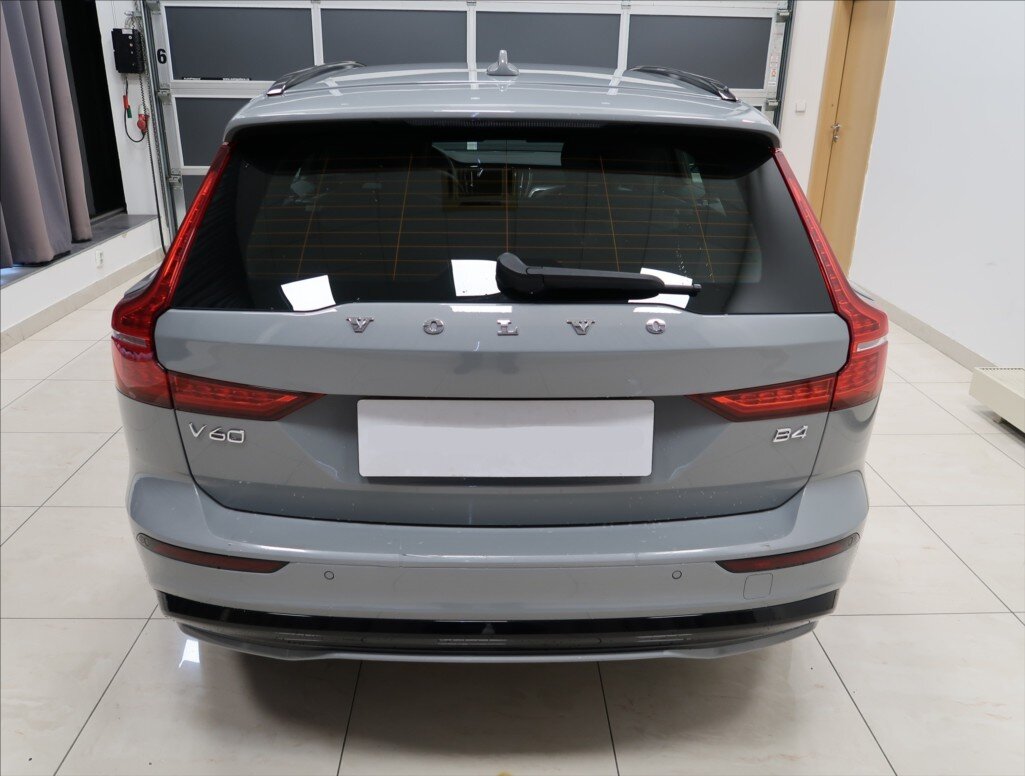 Volvo V60 Kombi 2,0 l 145 kw