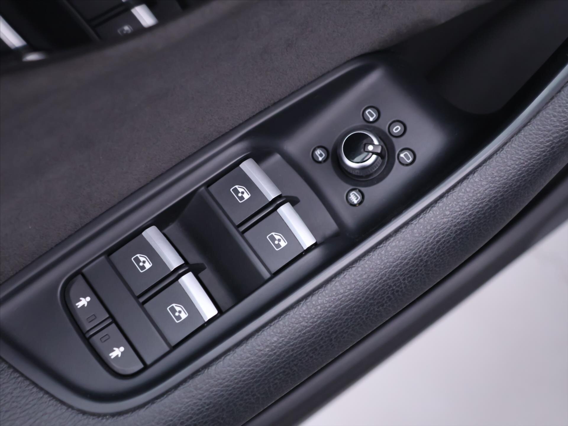 Audi Q7 SUV / Terénní 3,0 l 200 kw